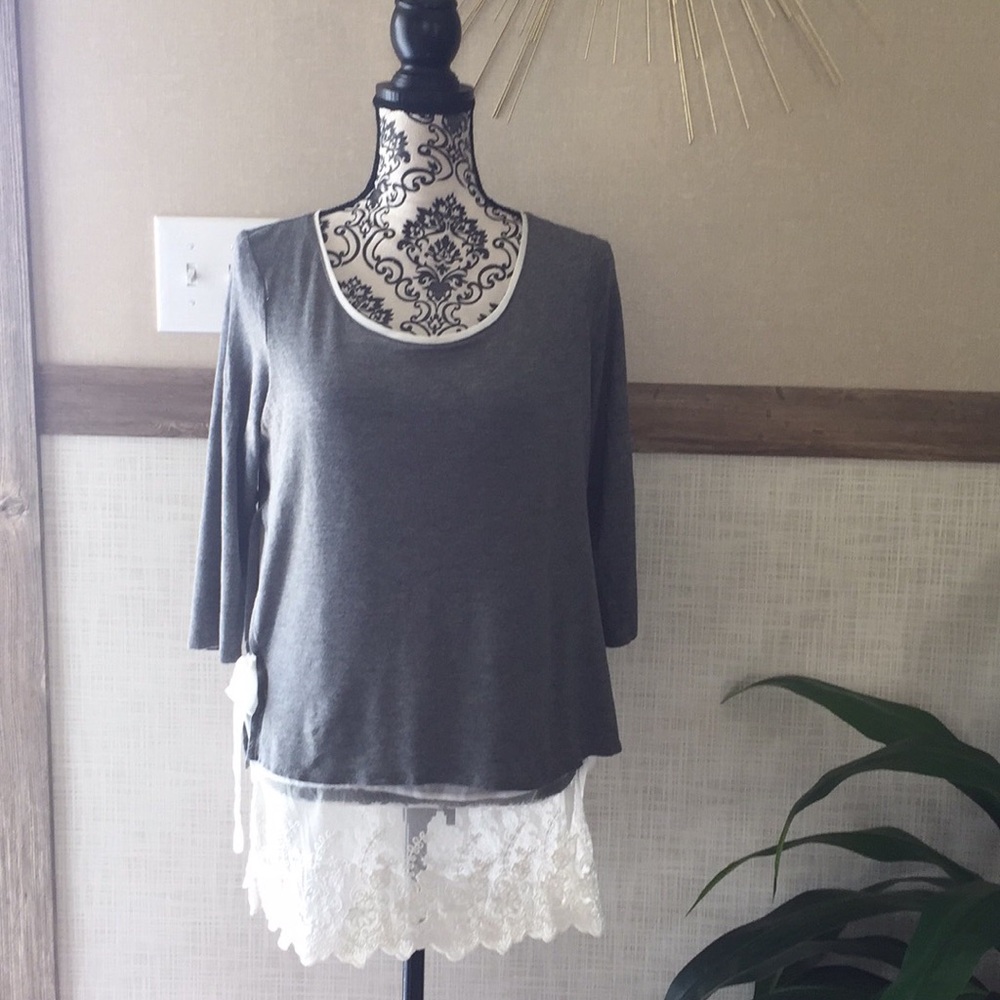 LC Lauren Conrad Lace Trim Tie Sides Tunic - Picture 3 of 7